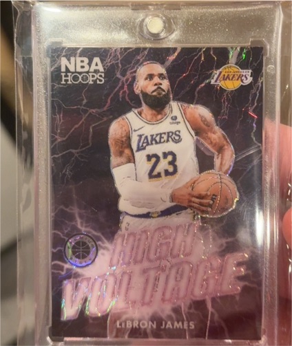 2023 Panini NBA Hoops #23 LeBron James High Voltage — front