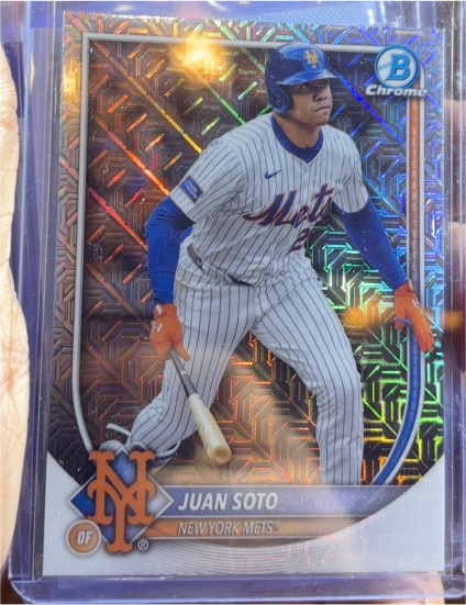 2025 Bowman Chrome #22 Juan Soto — front