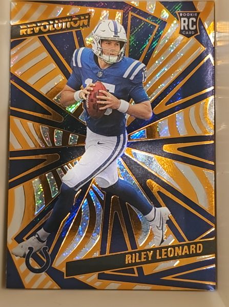 2025 Panini Revolution #237 Riley Leonard — front