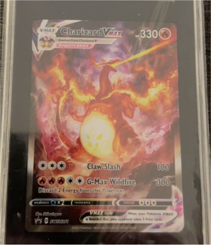 2021 Pokémon SWSH261 Charizard VMAX — front