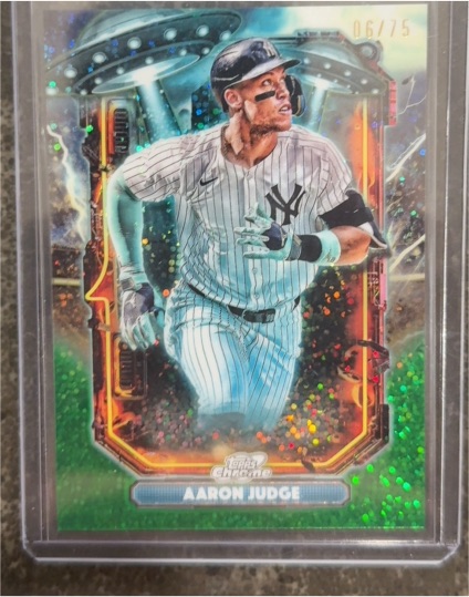 2025 Topps Chrome Cosmic #ET-1 Aaron Judge Extraterrestrial Talent — front