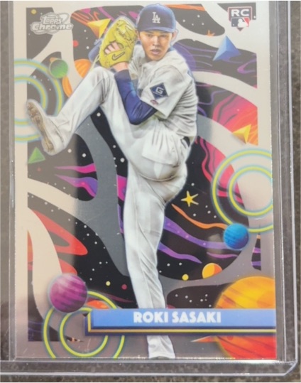 2025 Topps Cosmic Chrome #68 Roki Sasaki — front