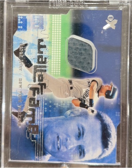 2001 Fleer E-X #NNO Paul Molitor — front