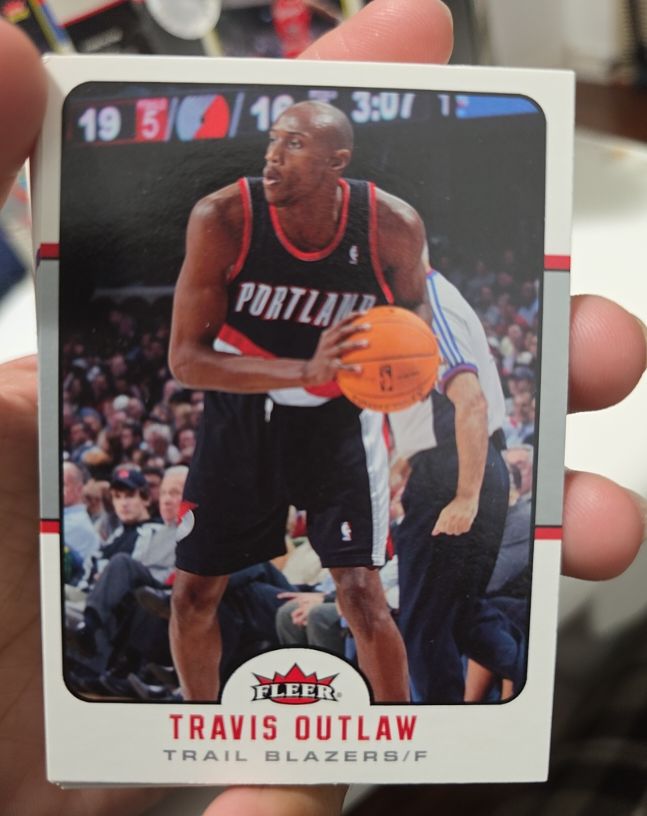 2006-07 Fleer #161 Travis Outlaw — front