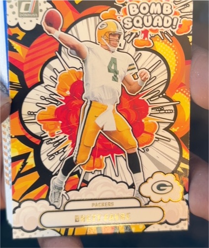 2025 Panini Donruss #BS-BFE Brett Favre Bomb Squad — front