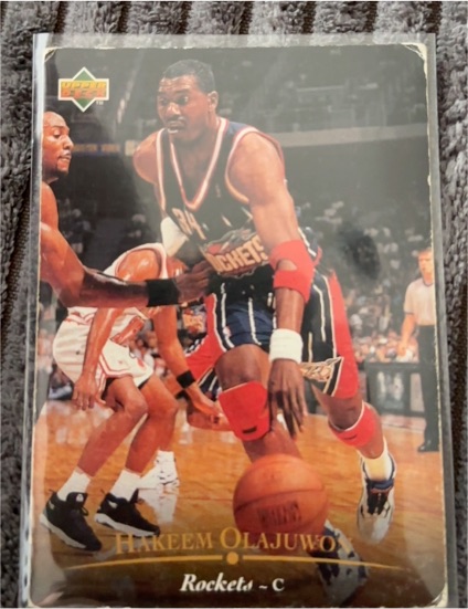 1995-96 Upper Deck #181 Hakeem Olajuwon — front