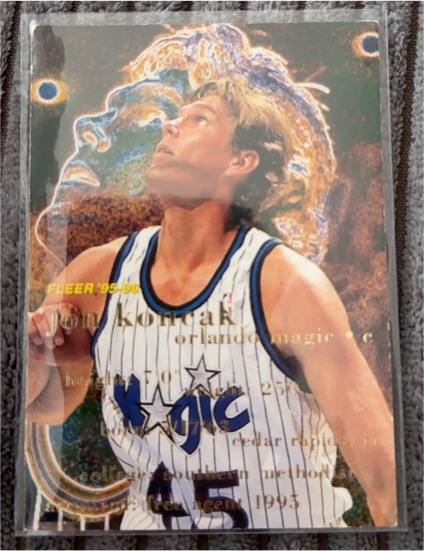 1995-96 Fleer #242 Jon Koncak — front