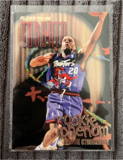 1995-96 Fleer Rookie Phenom #8 Damon Stoudamire — front