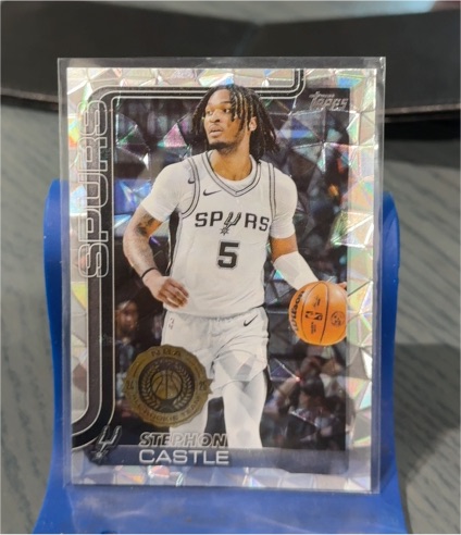 2025-26 Topps #197 Stephon Castle — front
