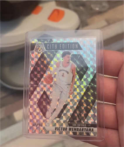 2024-25 Panini Mosaic #288 Victor Wembanyama City Edition Silver Mosaic Prizm — front