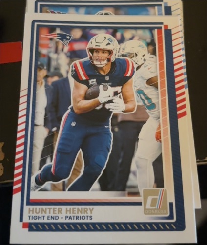 2025 Panini Donruss #69 Hunter Henry — front