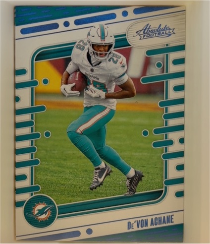 2024 Panini Absolute #67 De'Von Achane — front