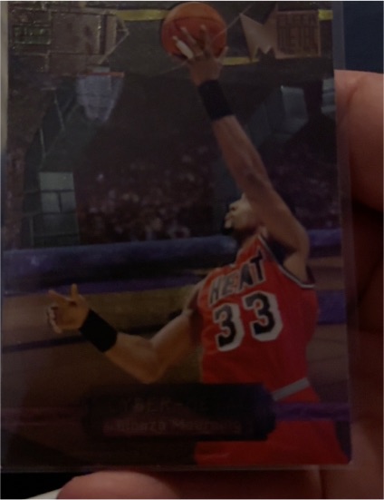 1996-97 Fleer Metal Cyber-Metal #11 Alonzo Mourning — front