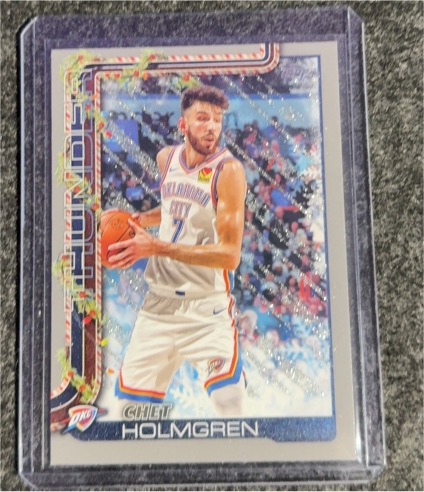 2025-26 Topps Holiday #H93 Chet Holmgren — front