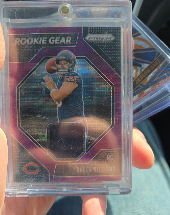 2024 Panini Prizm Rookie Gear #RG-CWS Caleb Williams — front