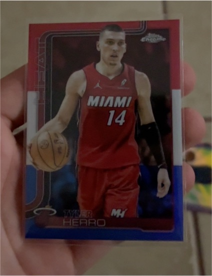 2025-26 Topps Chrome #188 Tyler Herro — front