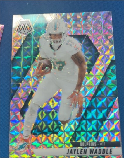 2024 Panini Mosaic #17 Jaylen Waddle — front