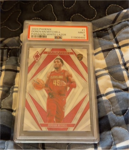 2023 Panini Phoenix #1 Donovan Mitchell Paragon White Lazer — front