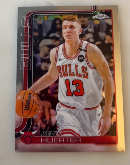 2025-26 Topps Chrome #43 Kevin Huerter — front