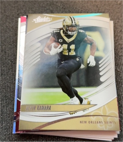 2025 Panini Absolute #36 Alvin Kamara — front