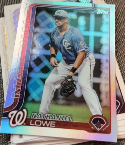 2025 Topps Update #US230 Nathaniel Lowe — front