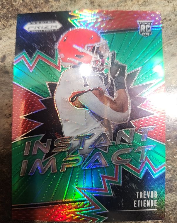 2025 Panini Prizm Draft Picks Instant Impact #II-TEE Trevor Etienne — front