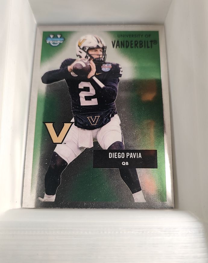 2025 Bowman Chrome University #55AV-26 Diego Pavia — front