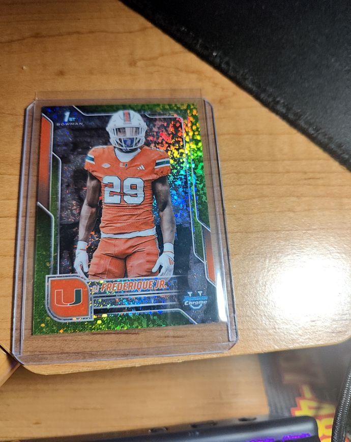 2025 Bowman University Chrome #92 OJ Frederique Jr. — front