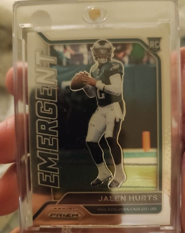 2020 Panini Prizm Emergent #12 Jalen Hurts — front