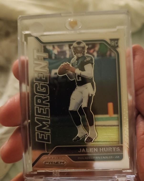 2020 Panini Prizm #12 Jalen Hurts Emergent Rookie Card — front