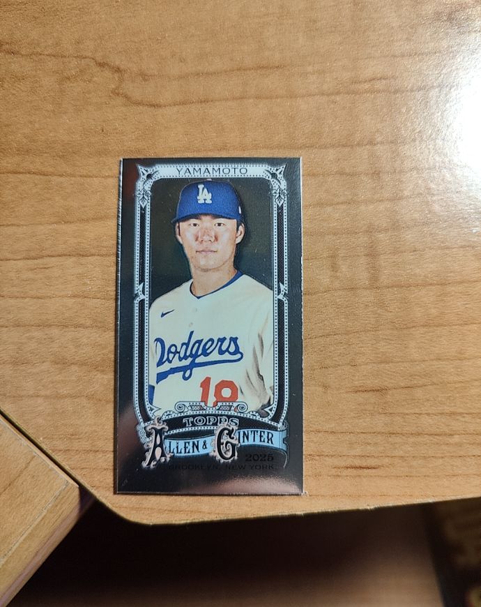 2025 Topps Allen & Ginter #138 Yoshinobu Yamamoto — front