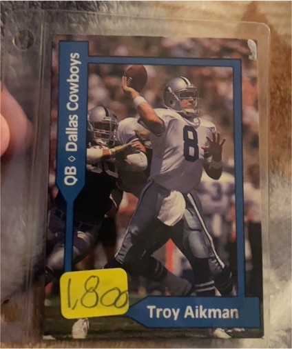 1990 Pro Set #8 Troy Aikman — front