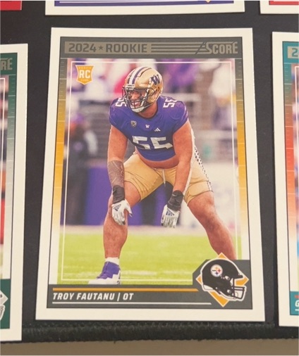 2024 Panini Score #333 Troy Fautanu — front