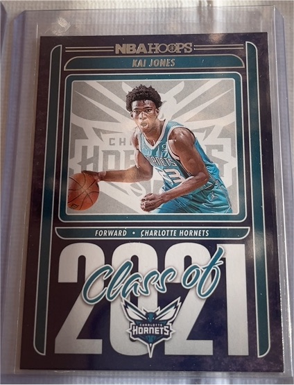 2021-22 Panini NBA Hoops #10 Kai Jones Class of 2021 — front