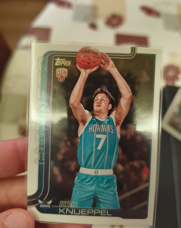 2025-26 Topps #204 Kon Knueppel — front