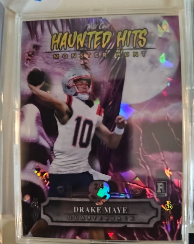 2025 Wild Card Haunted Hits Monster Hunt #214 Drake Maye — front