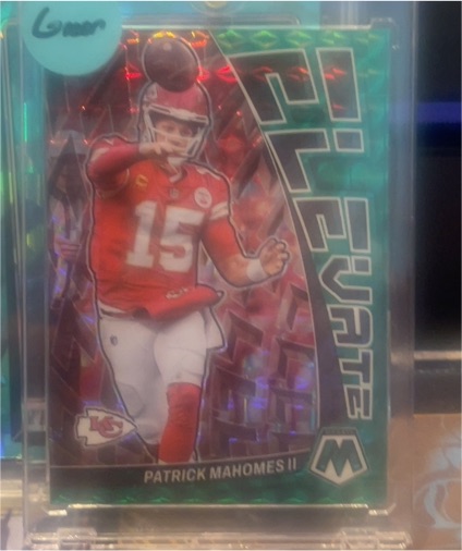 2023 Panini Mosaic #E-PM Patrick Mahomes II Elevate — front