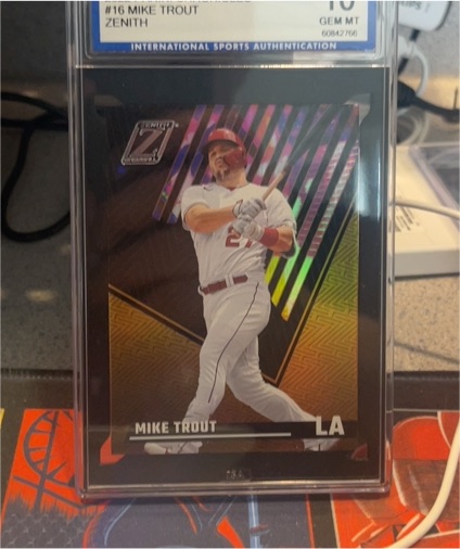 2022 Panini Chronicles Zenith #16 Mike Trout — front