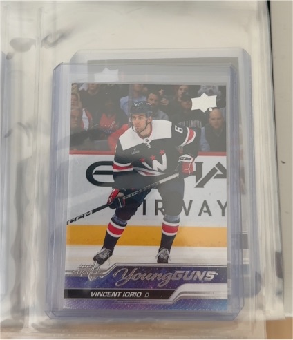 2023-24 Upper Deck Series 1 Young Guns #224 Vincent Iorio — front