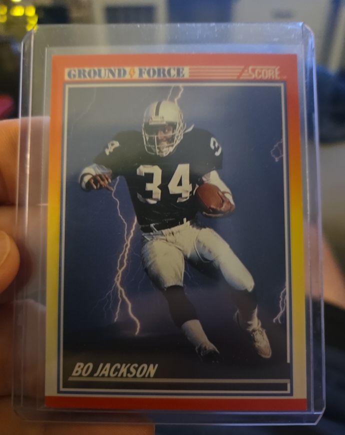 1990 Score #330 Bo Jackson — front