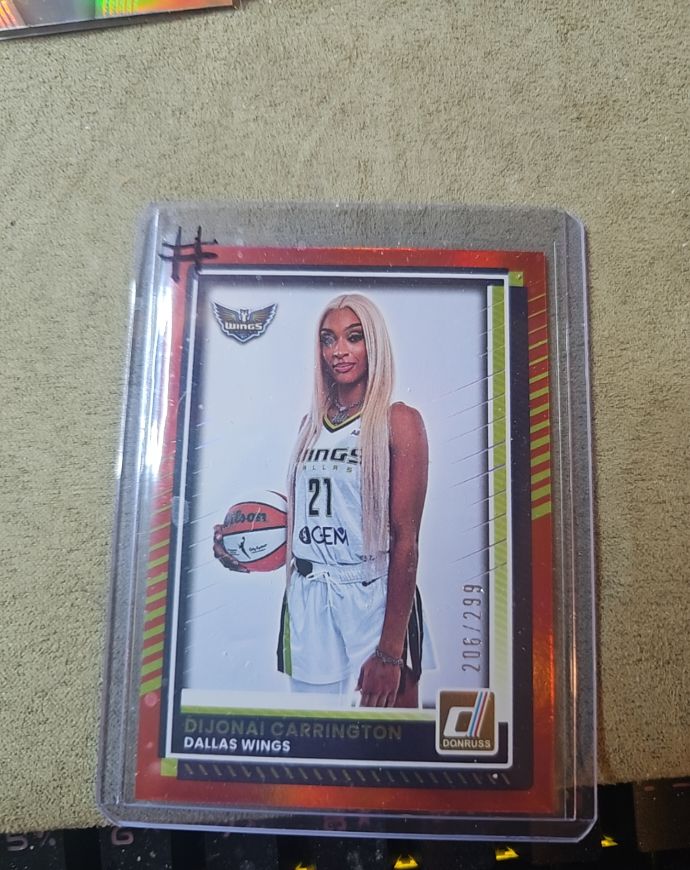 2025 Donruss WNBA #27 Dijonai Carrington — front
