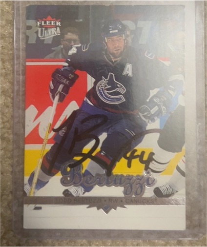 1994 Fleer Ultra #44 Todd Bertuzzi — front