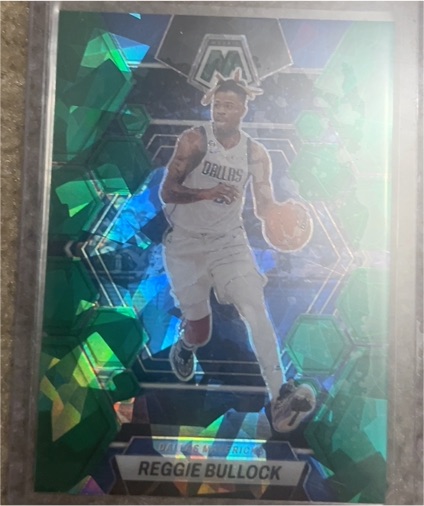 2022-23 Panini Mosaic #159 Reggie Bullock — front