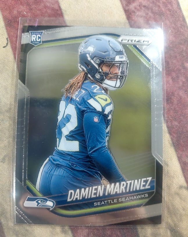 2025 Panini Prizm #373 Damien Martinez — front
