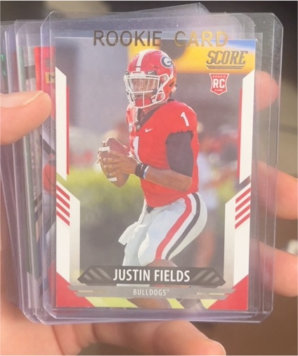2021 Panini Score #360 Justin Fields — front
