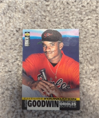 1995 Upper Deck Collector's Choice #37 Curtis Goodwin — front