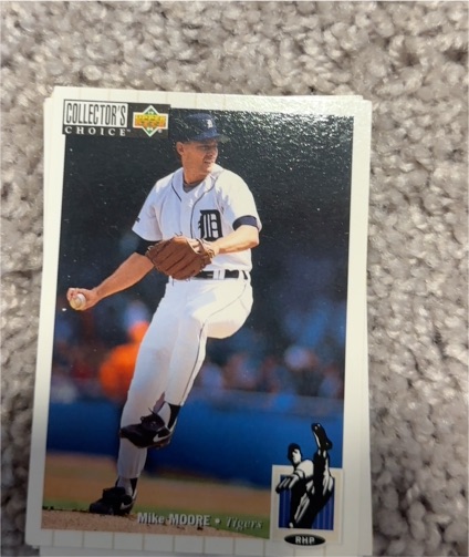 1994 Upper Deck Collector's Choice #459 Mike Moore — front
