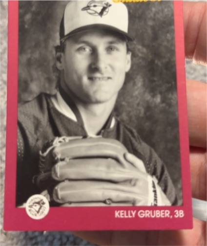 1991 Leaf Studio #135 Kelly Gruber — front