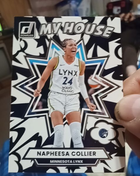 2025 Donruss WNBA #15 Napheesa Collier My House — front