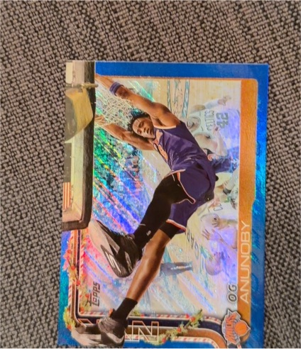 2025-26 Topps Holiday #H13 OG Anunoby — front